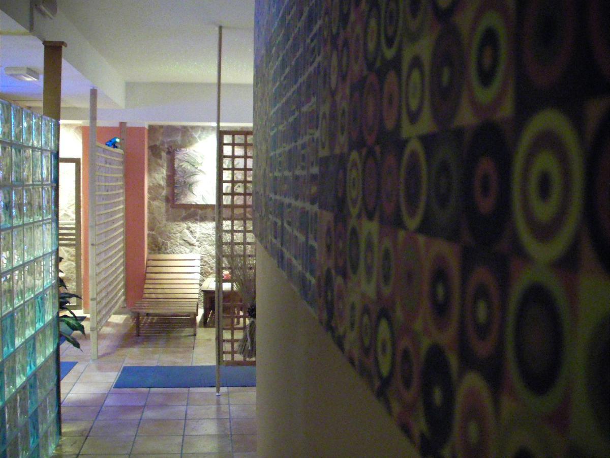 Alba Sporting Hotel ロッカ・ディ・メッツォ エクステリア 写真
